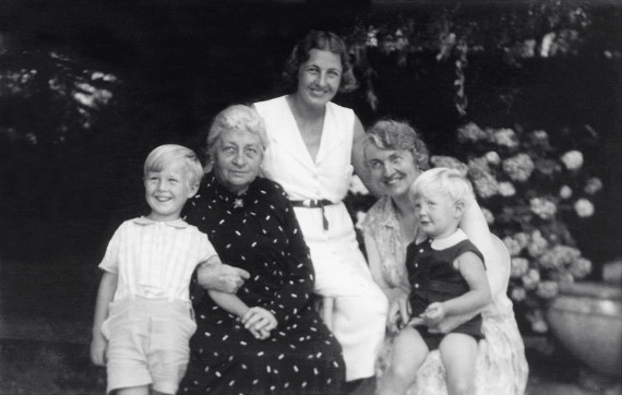 Quattro generazioni della Familie Bally nel 1934