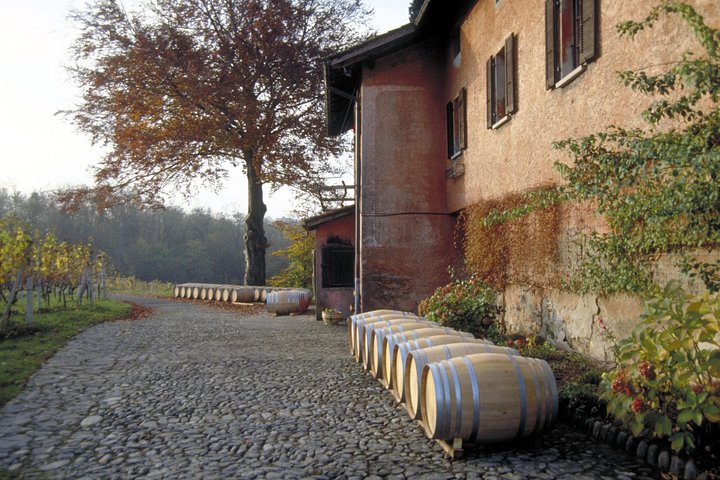 Botti in attesa di invecchiamento